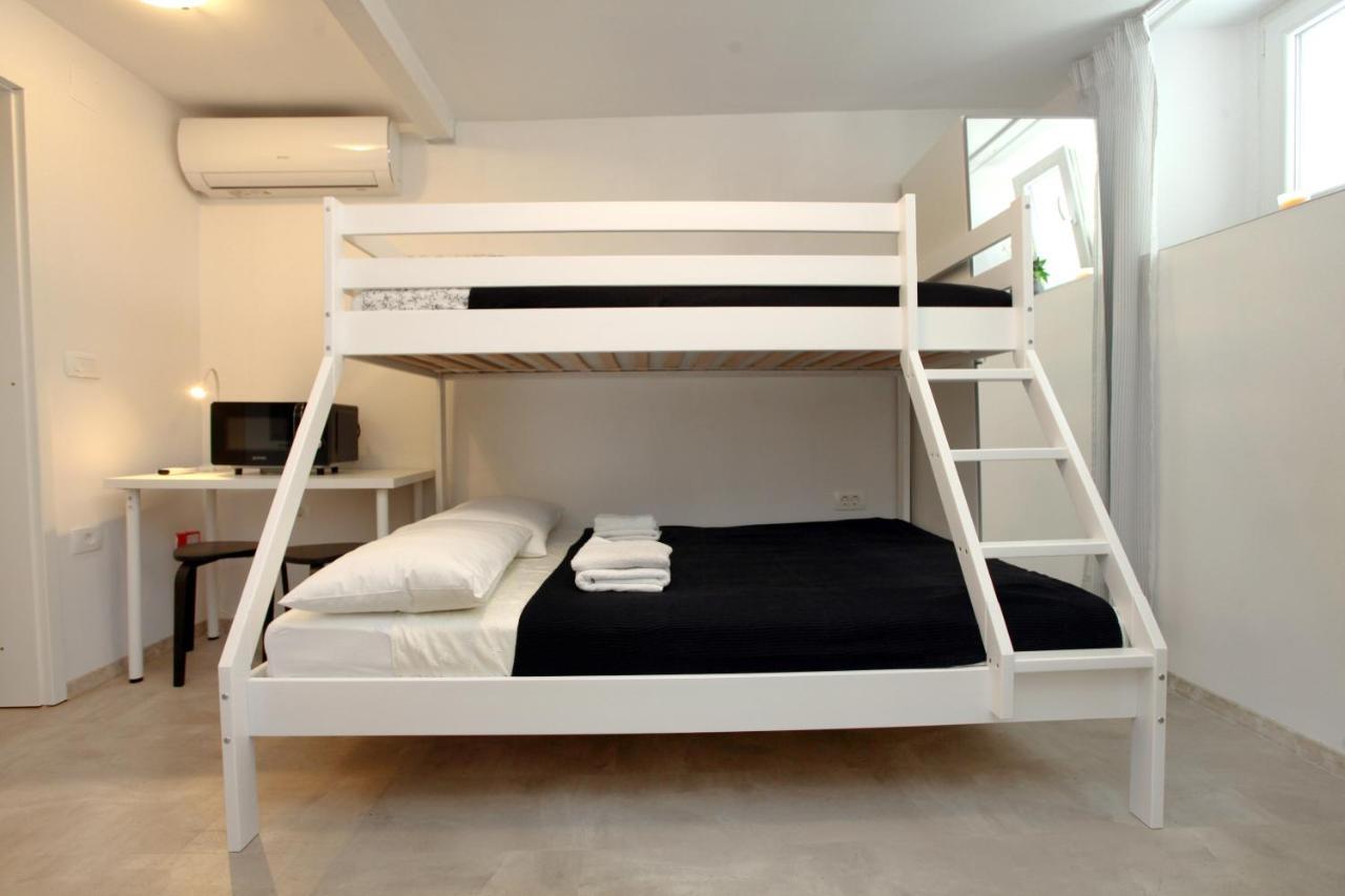 Pablo 2023 Apartment *